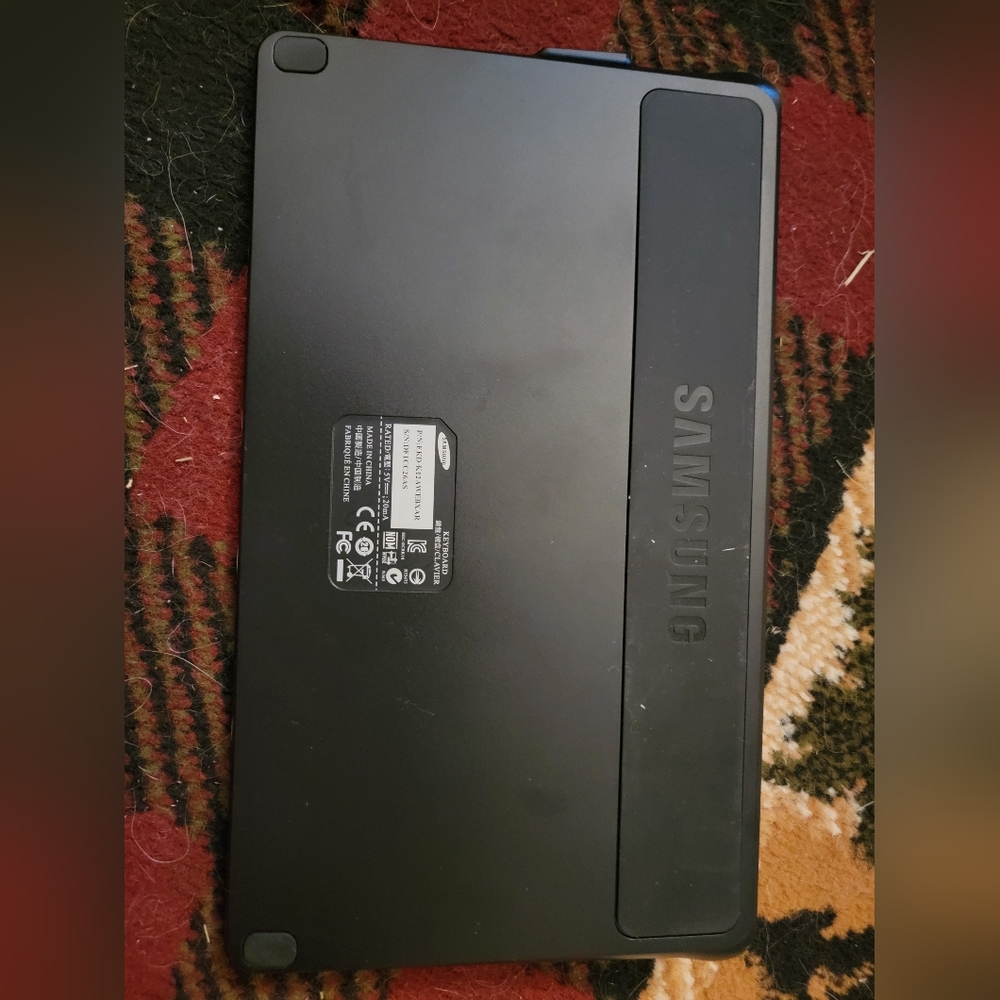 Samsung tablet keyboard - Picture 2 of 3